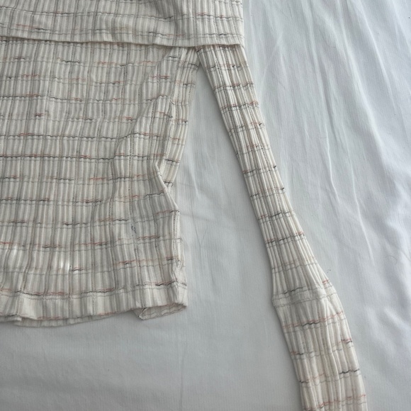 NWOT Free People / We the Free Snowbunny Pink Sweater Off-the-shoulder - Picture 5 of 6